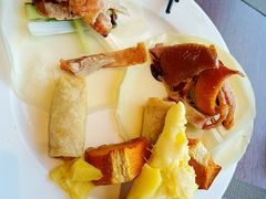 -南郊宾馆·风味自助餐厅·山东十六地市特色菜