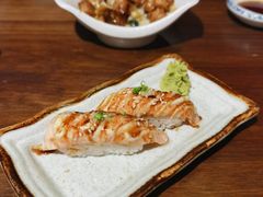 火炙三文鱼腩寿司-熊藏居酒屋(kkone店)