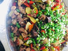 -廖哥泡椒兔(峨眉店)