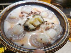 -老牌坊云南鱼豆花火锅(哈西万达店)