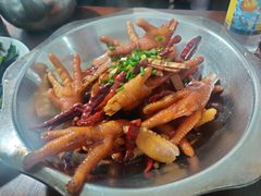 -昱龙大盆牛蛙馆(三兴街总店)