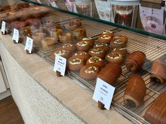 -VERIE BAKEHOUSE
