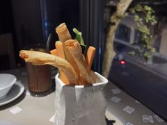 -穹六人间 people 6(岳阳路店)