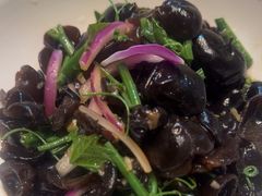 -老街坊美食汇(玉兰大街店)