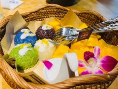 四色芒果糯米甜饭-金泰兰忆暹罗·东南亚餐厅(城西银泰店)