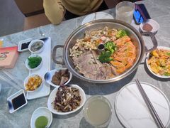 -璞臻汽锅餐厅(南京东路店)