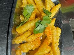 -马路牙子烧烤音乐酒馆(望京店)