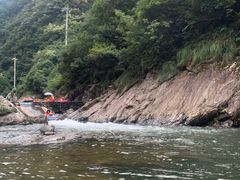 -安吉龙王山峡谷漂流