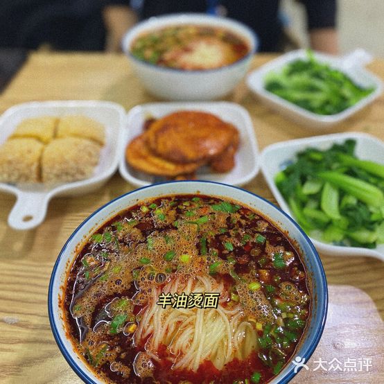 莹宝私处(凤凰假日店)