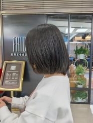 -FRIDAY星期五专业美发沙龙