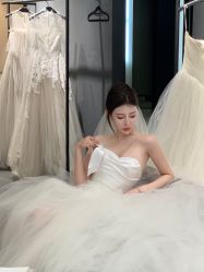 -Vera Wang婚纱礼服旗舰店