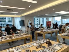 -Eziwish眼镜·蔡司授权店