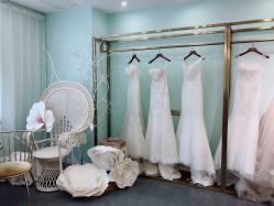 -Color卡诺婚纱礼服馆(南京严选店)