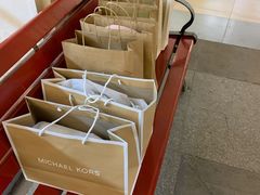 -王府井奥莱临潼小镇(临潼店)