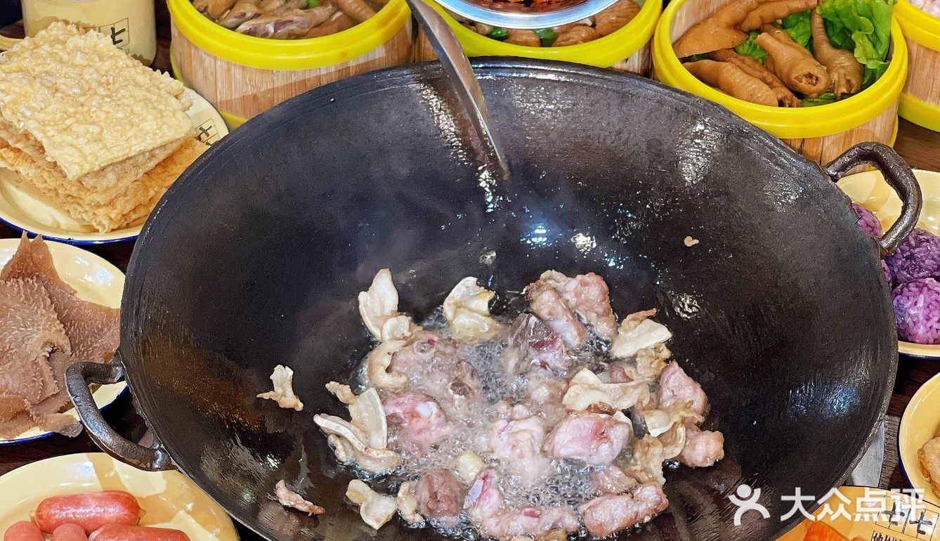 湘派火锅真心好吃‼️炒排骨原地封神