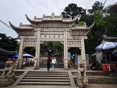 -灵岩山风景区