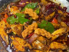 -休记光头香辣蟹干锅店(衣冠庙店)