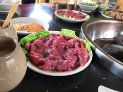 -茅草房·河畔园林火锅