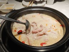 -粤小煲鲜汤猪肚鸡(丹尼斯二天地店)