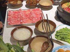 -贵府酸汤牛肉火锅·贵州老字号(飞山街店)