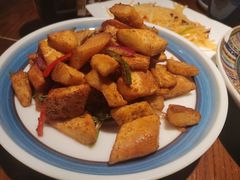 -晓疆山·大美新疆菜(白玉兰广场店)