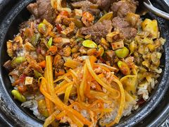 排骨杂酱双拼-口口香煲仔饭(劳动新村店)