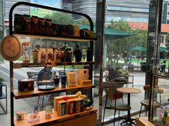 -星巴克(上海长宁来福士1F店)