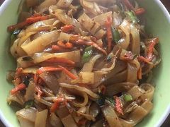 炒粉-美食美客土烙锅店·老字号
