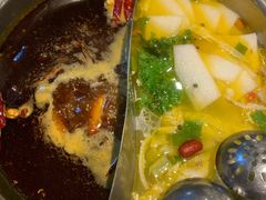 -重庆风光老灶火锅城(同德广场店)