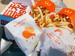 -麦当劳(展览路店)