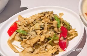 Stewed Vegetable Stir-fried with Bamboo Shoots