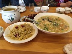 -乌镇那一年小院主题餐厅(甘泉西路店)