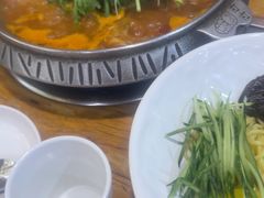 -喇喇排骨火锅·传统韩式脊骨汤(望京西园总店)