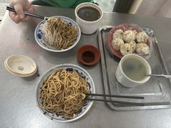 -高师傅特色米粉汤包(建设路店)