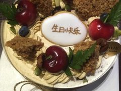 -半勺舒舒生日蛋糕店