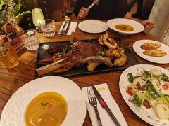 -1886德国汽车餐厅(外滩中央店)