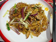 鸡扒炒一丁-龙记·香港茶餐厅(海上世界店)