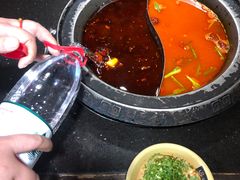 -唇辣号重庆老火锅(亦庄店)