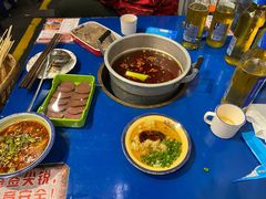 -马路边边 传媒大学店
