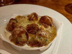 勃艮第式焗蜗牛-非常时髦餐厅VUE Restaurant(外滩茂悦大酒店)