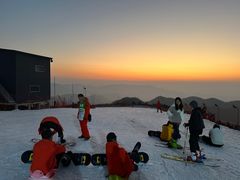 -浙东第一尖雪山欢乐谷
