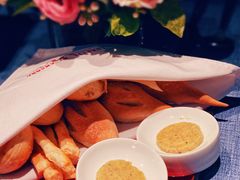 -弦月窗LUNETTE BY AMANDA(复兴路店)