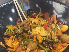 -醉人椒麻辣香锅(王府井喜悦店)