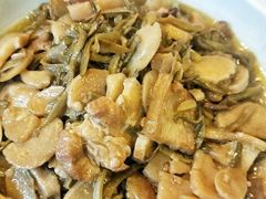 -闯关东东北农家菜(崂山石老人店)