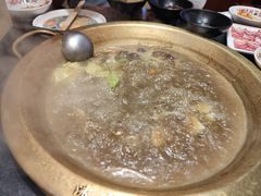 -沸炉重庆老火锅(军事博物馆店)