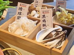 -阿婆情腊排骨火锅·野生菌季(古城旗舰店)