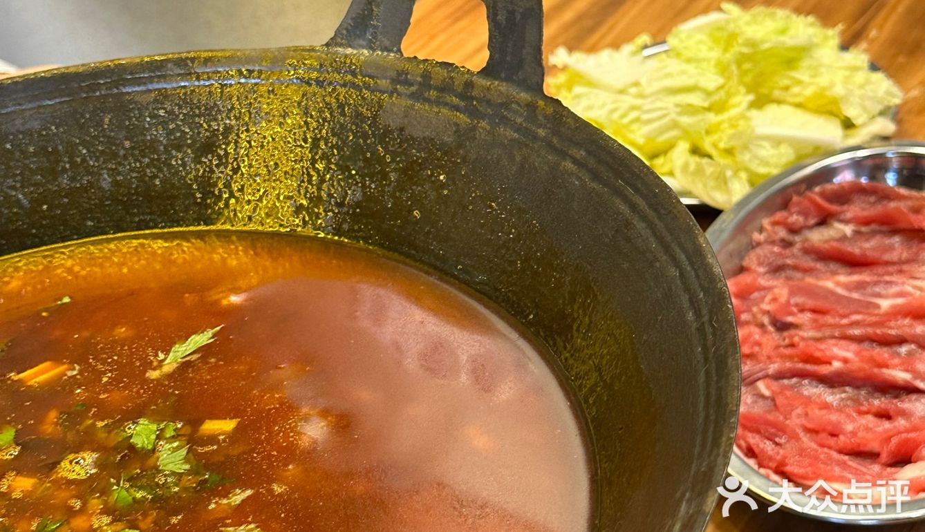 涮嘴牛肉上桌啦