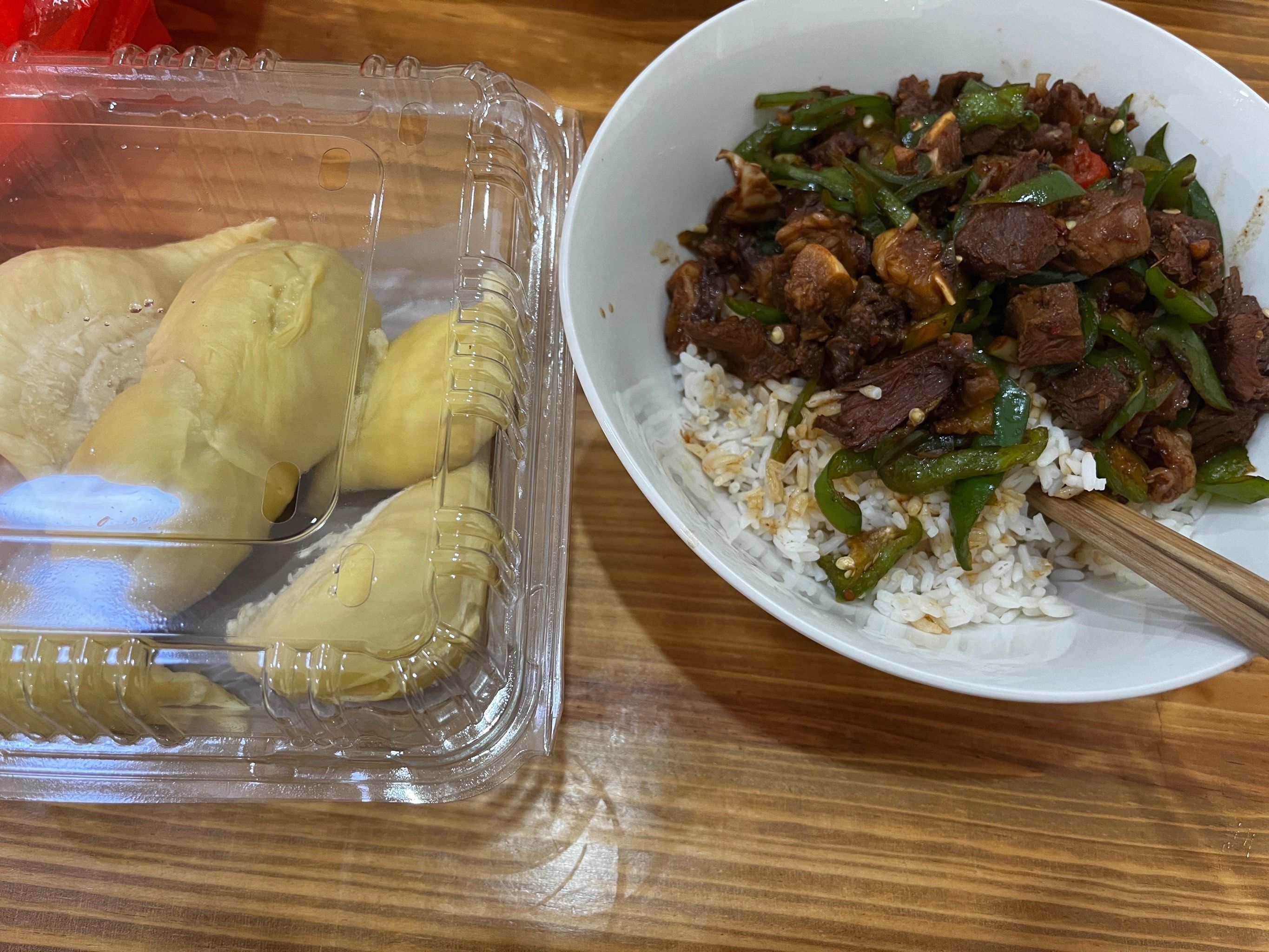 猪脑壳盒饭