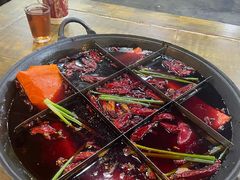 -正南齊北重庆老火锅(光华村直营店)