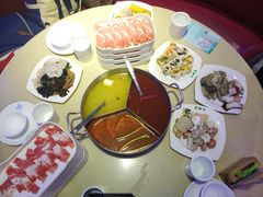 -蒙肥羊·酸汤潮牛·鲜牛肉火锅烤肉自助(岗顶店)